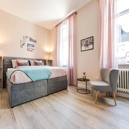 In With Terrace Apartment *