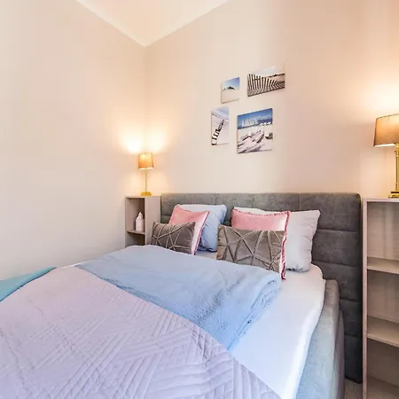 Apartment In With Terrace *