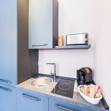 In With Terrace Apartment